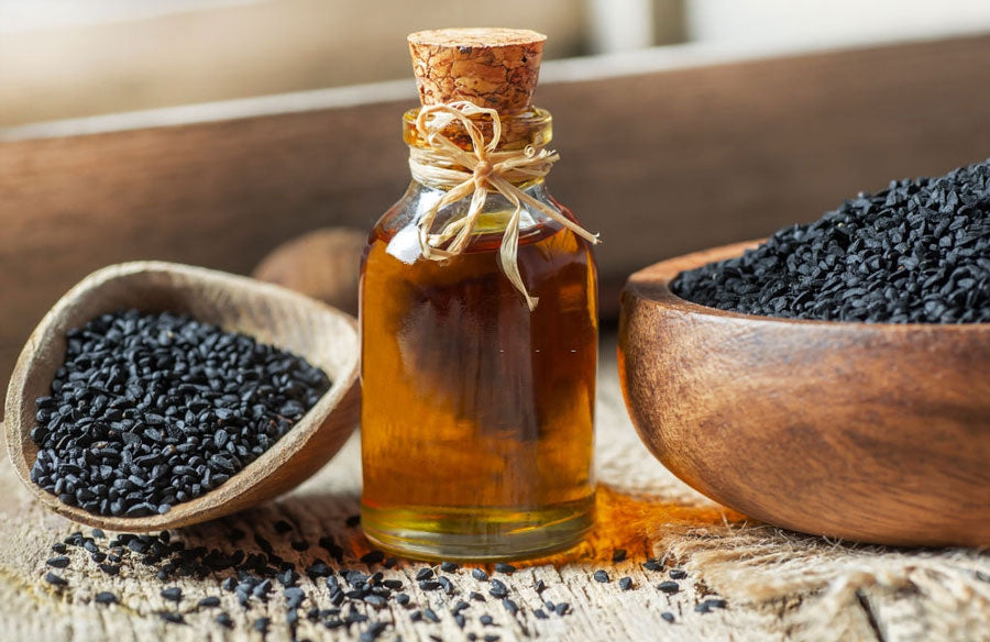 Black Onion Seed Oil ( Kalaunji Ka Tel) Benefits: All You Should Know